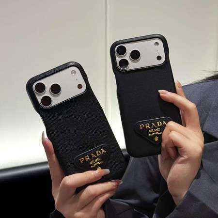プラダ風メンズ向けサフィアーノレザー iPhone ケース,黒 × ゴールドカラー薄型耐衝撃 Prada 風スマホカバー